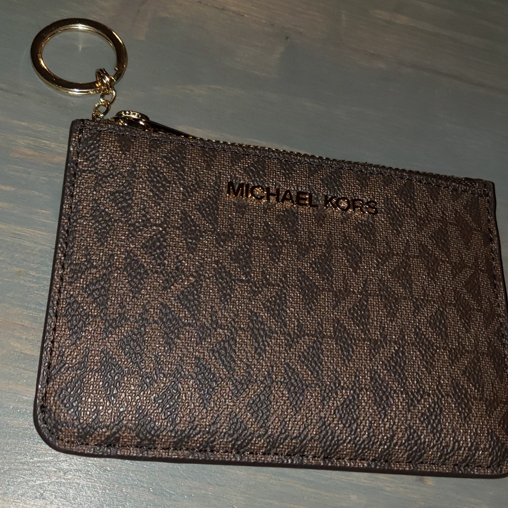 Mk keychain wallet
